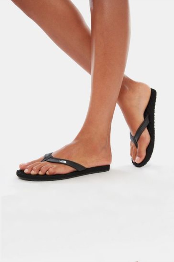 Les Sandales Noires Face Nord