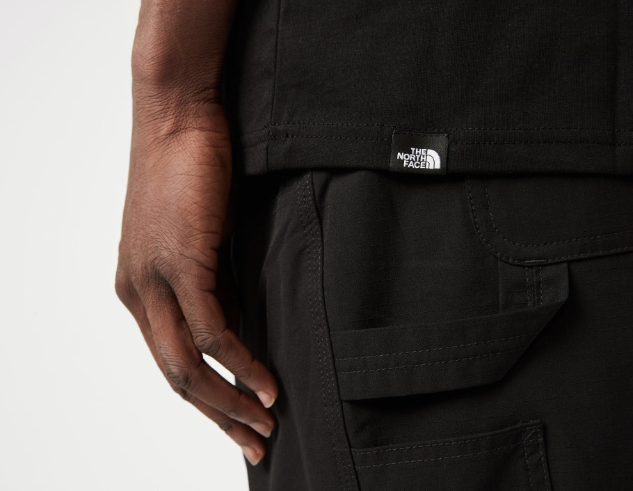 Tee Shirt The North Face Black Black Box