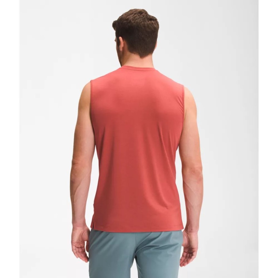 épice Rouge Les Hommes Face Nord Errent Sans Manches