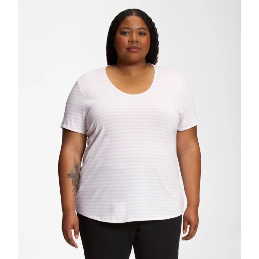 The North Face Women Plus Terrain T-shirt à Manches Courtes à Encolure Dégagée Lavande Brouillard